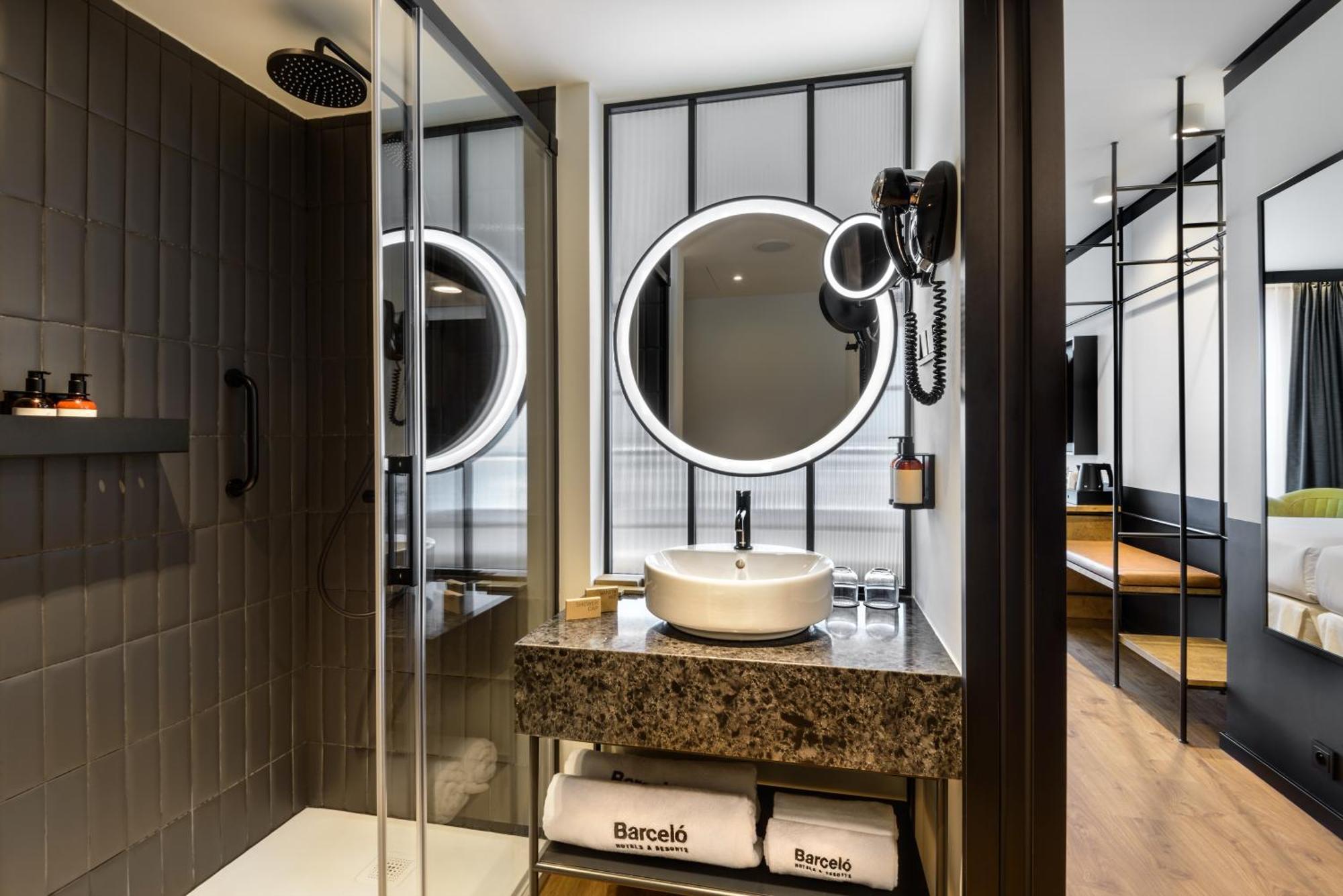 Barcelo Warsaw Powisle Hotell Exteriör bild